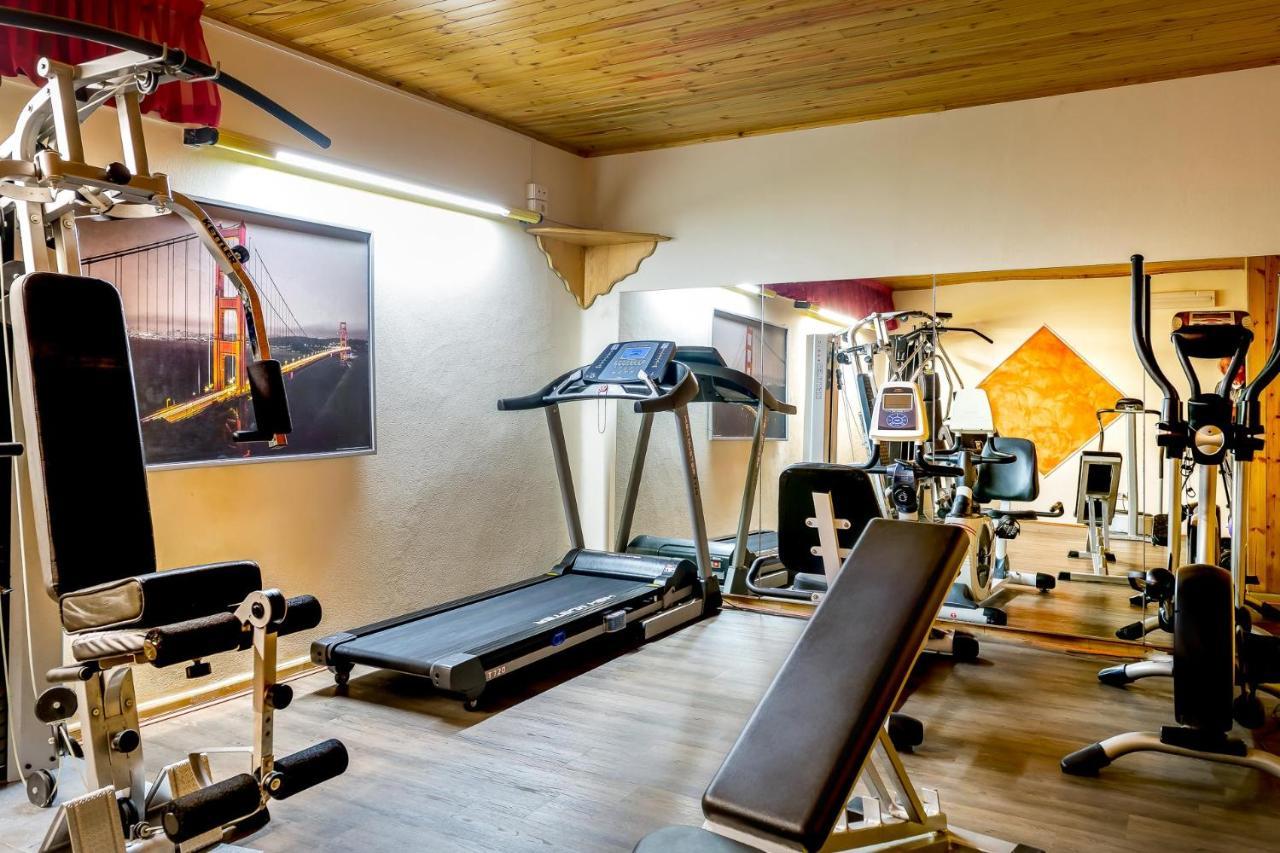 Hotel Apollo Римини Экстерьер фото