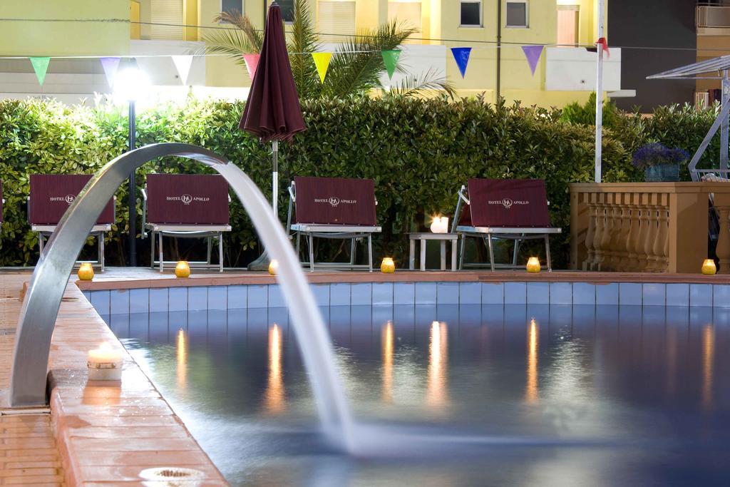 Hotel Apollo Римини Экстерьер фото