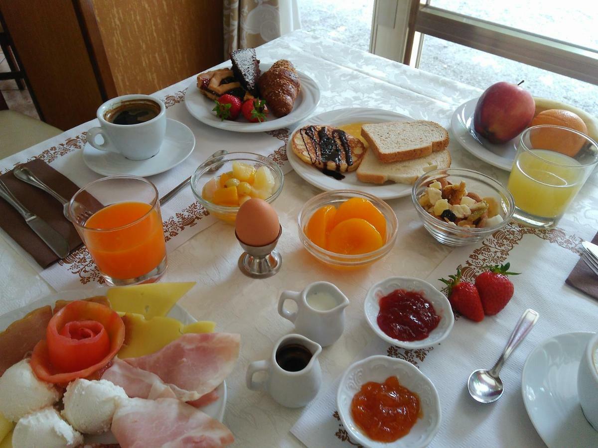 Hotel Apollo Римини Экстерьер фото